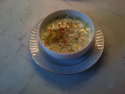 Qatiq-ko'kat sousi