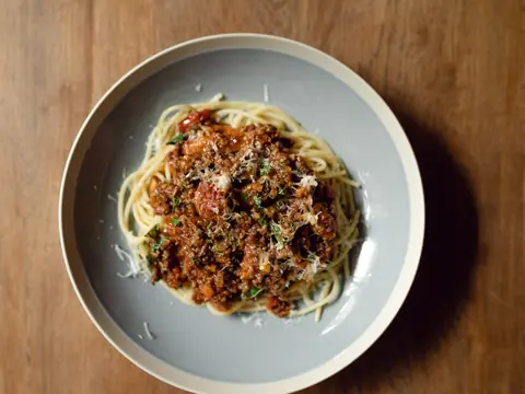 Spagetti bolonez