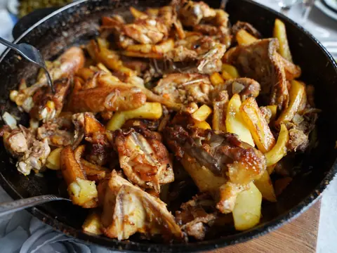 Tovuqli qozon kabob